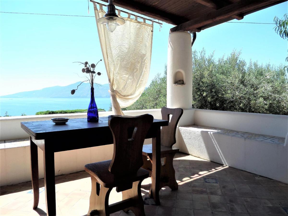 Case Al Mare - Terrazzi Panoramici E Ampio Giardino Santa Marina Salina Buitenkant foto