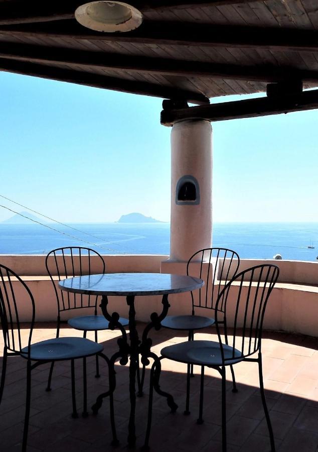 Case Al Mare - Terrazzi Panoramici E Ampio Giardino Santa Marina Salina Buitenkant foto
