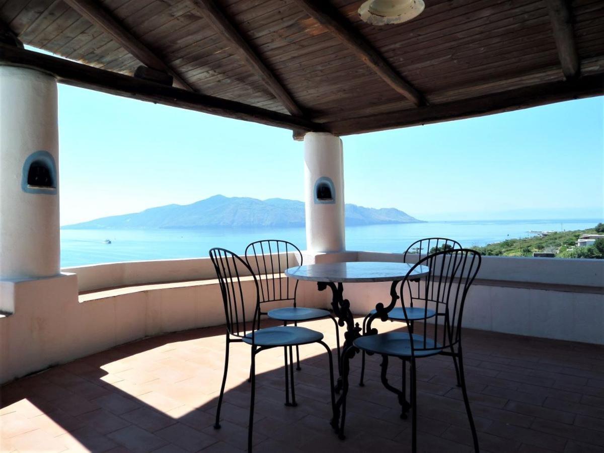 Case Al Mare - Terrazzi Panoramici E Ampio Giardino Santa Marina Salina Buitenkant foto