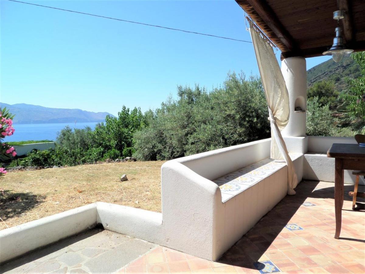 Case Al Mare - Terrazzi Panoramici E Ampio Giardino Santa Marina Salina Buitenkant foto